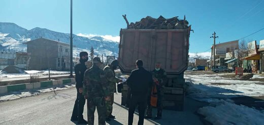 کشف و ضبط هشتصدکیلو چوب تاغ در محل پل ابریشم از توابع شهرستان میامی 