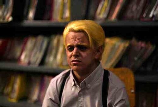 عکس | گریم عجیب امیرمحمد «عمو پورنگ» در اولین فیلم سینمایی‌اش