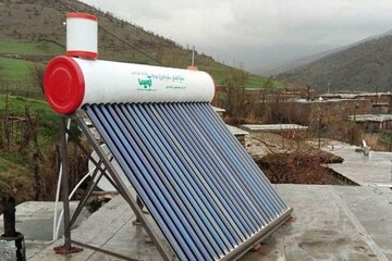 توزیع ۲۷۱ آبگرمکن خورشیدی و تنورگازی در راستای اصلاح الگوی سوخت فسیلی برای روستاهای استان سمنان 