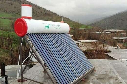 توزیع ۲۷۱ آبگرمکن خورشیدی و تنورگازی در راستای اصلاح الگوی سوخت فسیلی برای روستاهای استان سمنان 