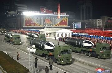 کره شمالی از موشک‌های بالستیک جدیدش رونمایی کرد