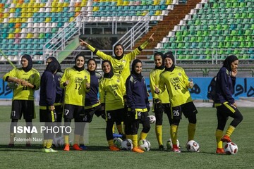 شهرآورد فوتبال بانوان اصفهان