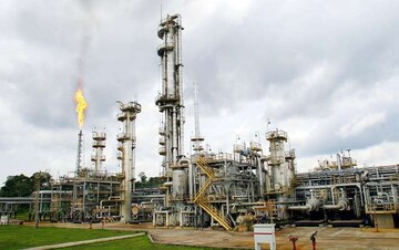 بلومبرگ: نشانه‌هایی از افزایش صادرات نفت ایران دیده می‌شود
