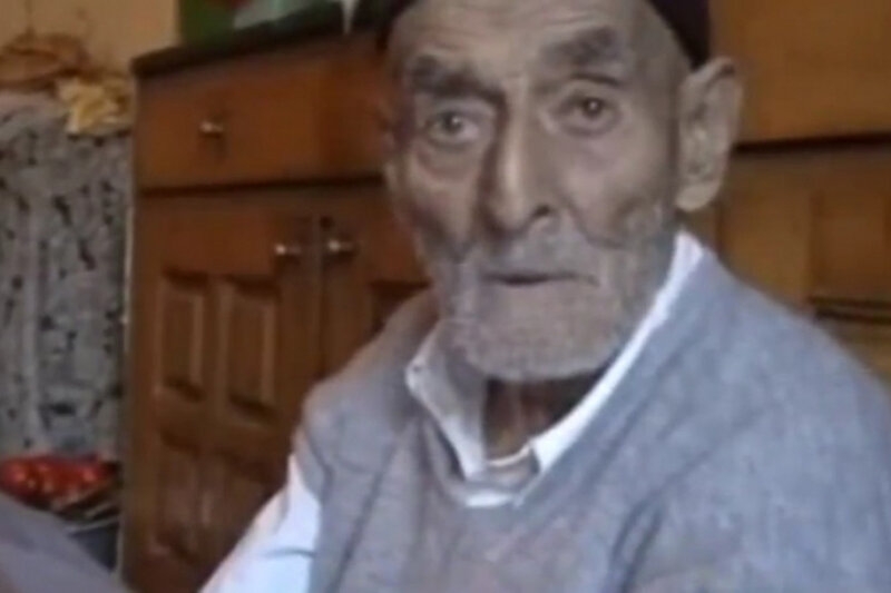 ببینید | شگفتی جهان در ایران؛ پیرمرد ۱۴۰ ساله مازندرانی با ۱۵۰ نواده!