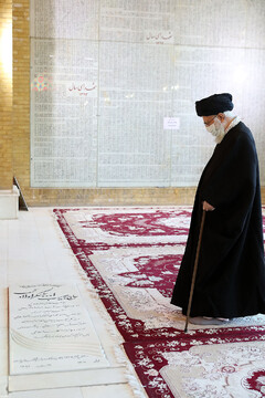 حضور در مرقد مطهر امام خمینی(ره) و گلزار شهیدان