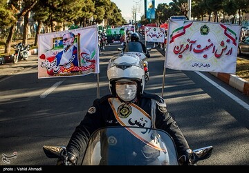 رژه موتور سواران در سالروز ورود امام خمینی(ره)