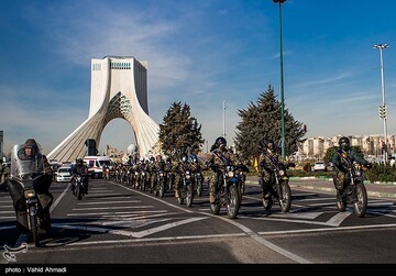 رژه موتور سواران در سالروز ورود امام خمینی(ره)