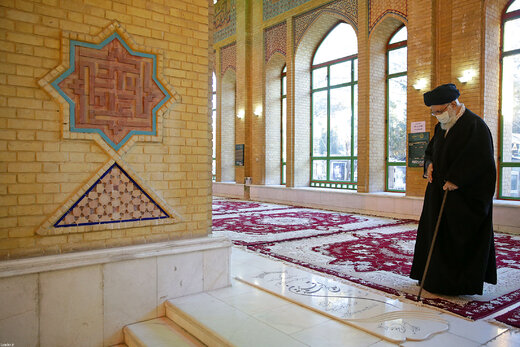 حضور در مرقد مطهر امام خمینی(ره) و گلزار شهیدان