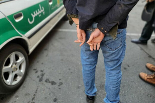 ببینید | سرقت نافرجام از یک طلافروشی در بهبهان