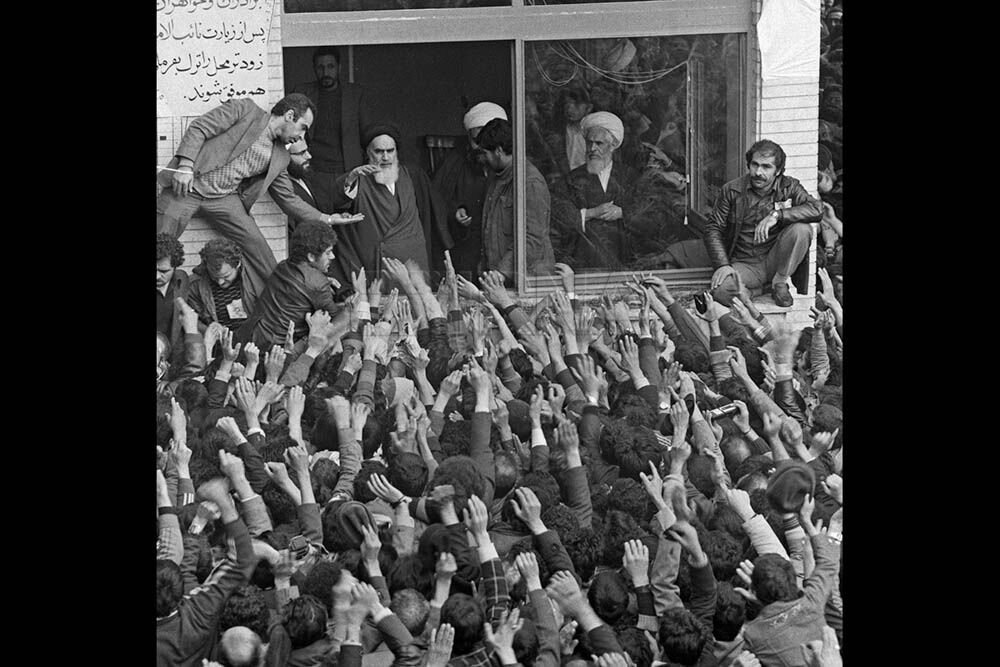 ۱۴ بهمن ۱۳۵۷، دیدار مردم با امام خمینی (ره)‏