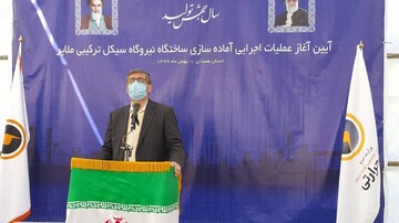 کلنگ ساخت نیروگاه ۵۰۰ مگاواتی ملایر به زمین زده شد