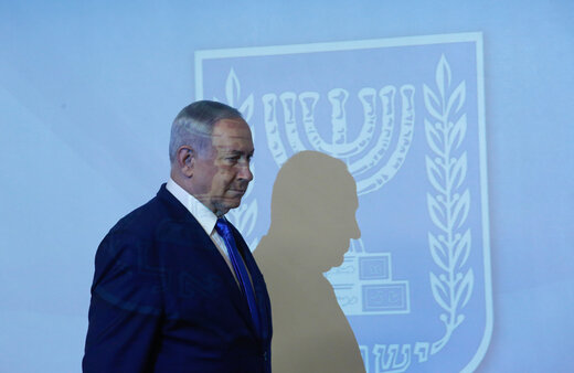 محاکمه نتانیاهو به جریان افتاد/ بی‌بی باز هم بهانه می‌آورد؟