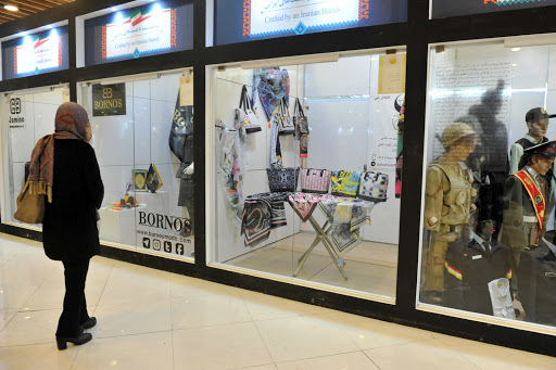 نمایشگاه ایران مد | چالش های صنعت تولید لباس و پوشاک در ایران