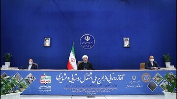 روحانی: واکسیناسیون از فردا آغاز می‌شود /تحریم ها شکست خورد