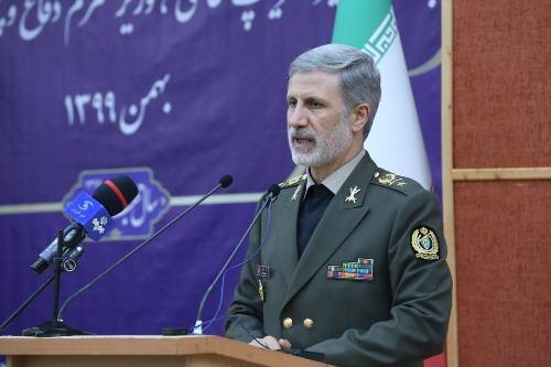 ۸۰۰محصول دفاعی به برکت انقلاب اسلامی در کشور تولید می‌شود
