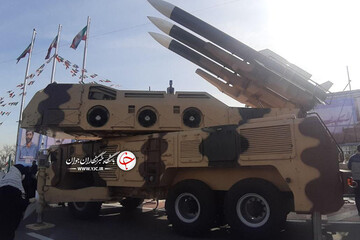 عکس | حضور شکارچی «گلوبال هاوک» در مراسم ۲۲ بهمن