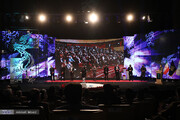 تصاویر | قاب‌هایی مانگار؛ سیمرغ سی‌ونهمین جشنواره فیلم فجر روی شانه چه کسانی نشست؟