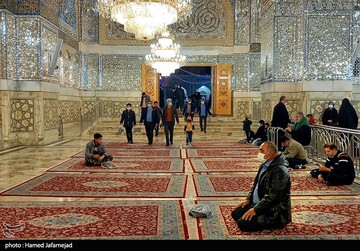 حال و هوای حرم امام رضا(ع) در روزهای کرونایی