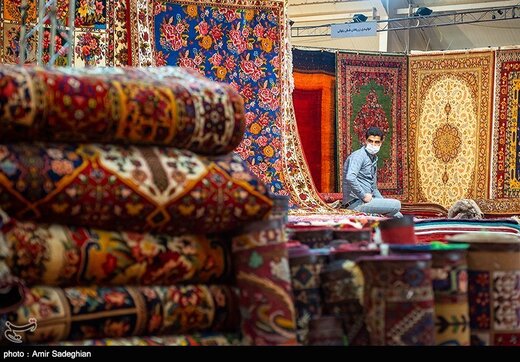 تولید سالانه ۱۶هزار مترمربع فرش توسط عشایر آذربایجان‌غربی