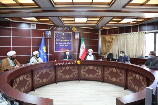 پاسخگویی سریع به مطالبات مردمی برابر آئین نامه ها یک معروف محسوب می شود