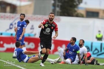 قهرمانی پرسپولیس در نیم فصل‌ با آتش‌بازی مقابل گل گهر