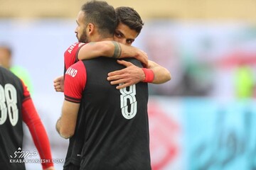 قهرمانی پرسپولیس در نیم فصل‌ با آتش‌بازی مقابل گل گهر
