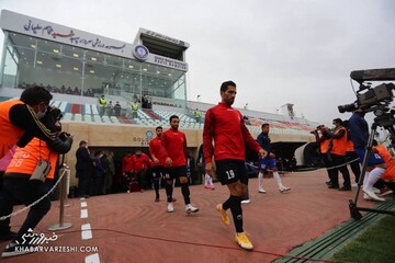 قهرمانی پرسپولیس در نیم فصل‌ با آتش‌بازی مقابل گل گهر