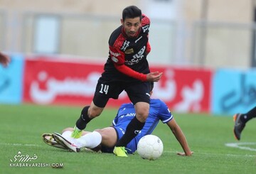 قهرمانی پرسپولیس در نیم فصل‌ با آتش‌بازی مقابل گل گهر