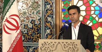 اهدای بیش از ۴۵۰ تبلت به دانش آموزان شهرستان خاتم 