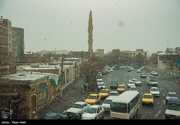 آخرین نفس های زمستان در تبریز