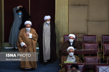 هشتمین اجلاسیه رسمی پنجمین دوره مجلس خبرگان رهبری