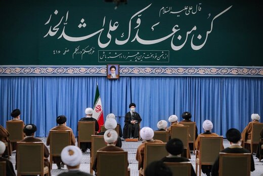 اولین تصویر از دیدار امروز نمایندگان مجلس خبرگان با رهبر انقلاب اولین تصویر از دیدار امروز نمایندگان مجلس خبرگان با رهبر انقلاب