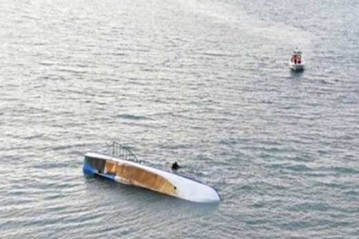 ببینید | واژگون شدن قایق مهاجران کوبایی در آب‌های آمریکا