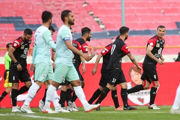 لیگ برتر فوتبال / پرسپولیس ۱ - سایپا ۰