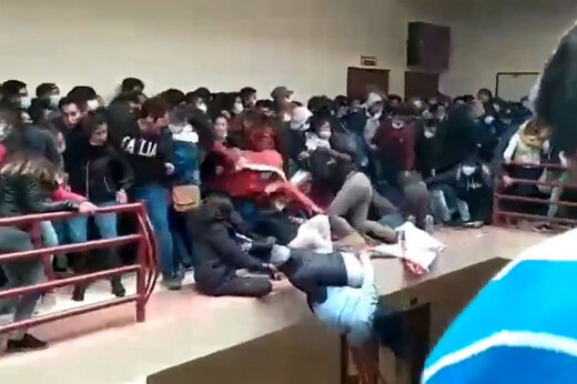 ببینید | لحظه سقوط مرگبار ۵ دانشجو از ساختمان دانشگاه آلتو بولیوی