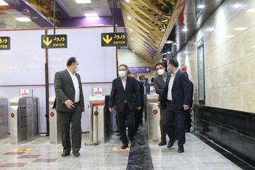 آیین افتتاح ایستگاه‌های مترو قیام و دولاب در تهران