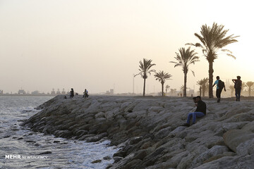 ببینید | گرد و خاک در مناطق ساحلی بندرعباس