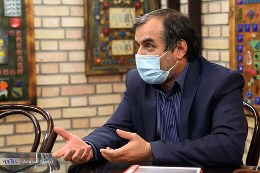 راه فراری از زلزله تهران نیست/ شاهزاده نیستیم که زودتر واکسن بزنیم