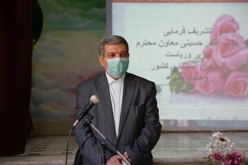 افتتاح باشگاه پیشکسوتان و اهدای تبلت به دانش‌آموزان موفق چهارمحال و بختیاری