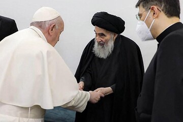 پاپ: آیت‌الله سیستانی گفت ۱۰ سال است با افراد سیاسی دیدار نمی‌کند/پیام پاپ برای رئیس جمهور عراق
