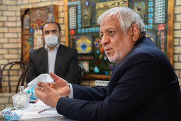 چند سکانس تصویری از «مردِ کهنه کار» سیاست در کافه خبر خبرگزاری خبرآنلاین