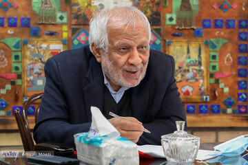 چند سکانس تصویری از «مردِ کهنه کار» سیاست در کافه خبر خبرگزاری خبرآنلاین