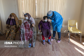 واکسیناسیون ۸۰ درصدی سالمندان و پرسنل مراکز نگهداری سالمندان
