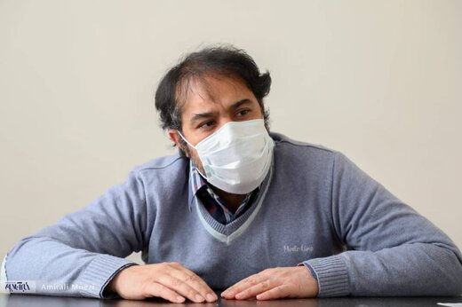 افشین هاشمی: تنها واکنشم به امثال ساسی‌مانکن و تتلو، خنده است و بس