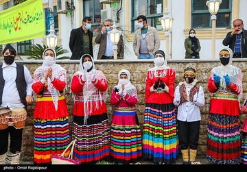 استقبال از نوروز با کارناوال شادی در رحیم آباد گیلان