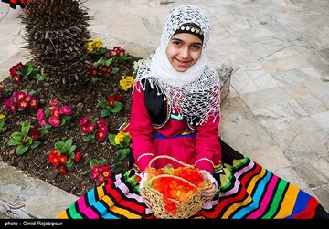 استقبال از نوروز با کارناوال شادی در رحیم آباد گیلان