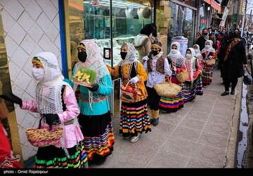 استقبال از نوروز با کارناوال شادی در رحیم آباد گیلان