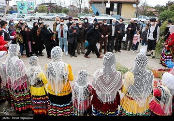 استقبال از نوروز با کارناوال شادی در رحیم آباد گیلان