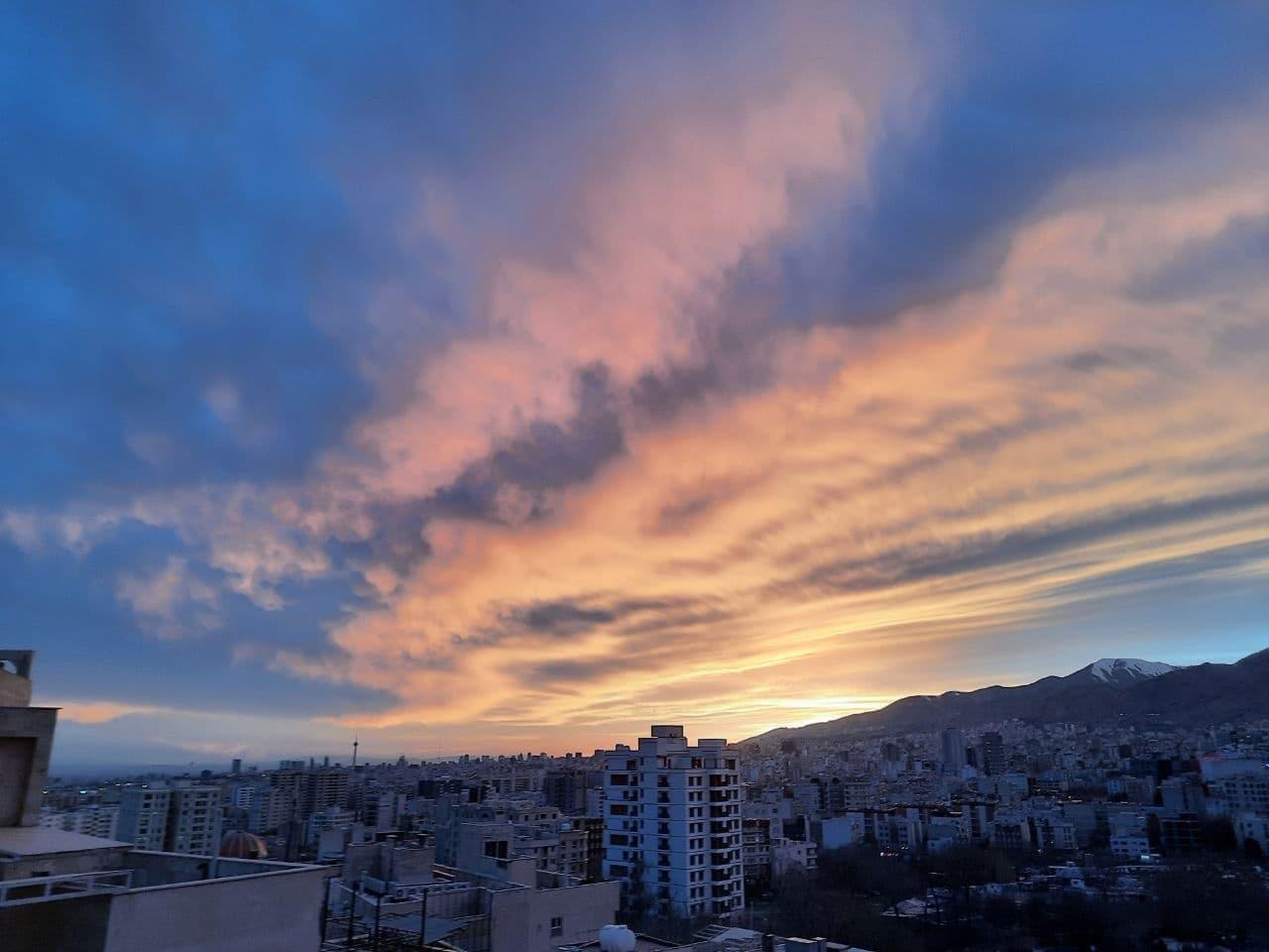 عکس | آخرین غروب سال ۱۳۹۹ در تهران