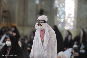 تحویل سال نو در حرم امام رضا (ع)